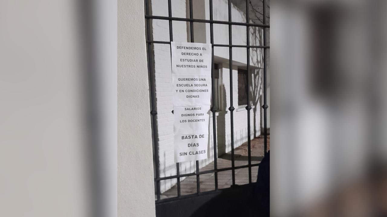 Padres Y Madres Reclaman Por Mejoras Edilicias En La Escuela Viamonte