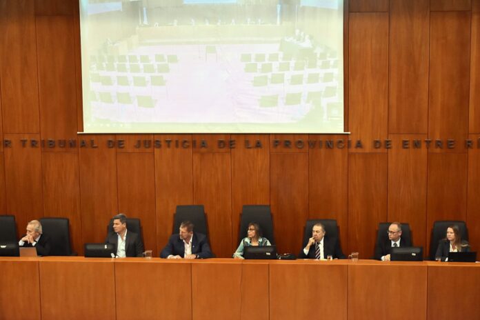 cc7351c7-fb2c-4e42-9195-e7ca224030ab