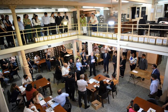 a0930d0d-d0b2-4521-8175-9d8e83723cc1