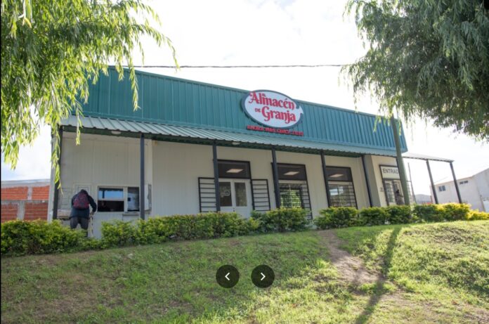 almacen de granja pollo 1