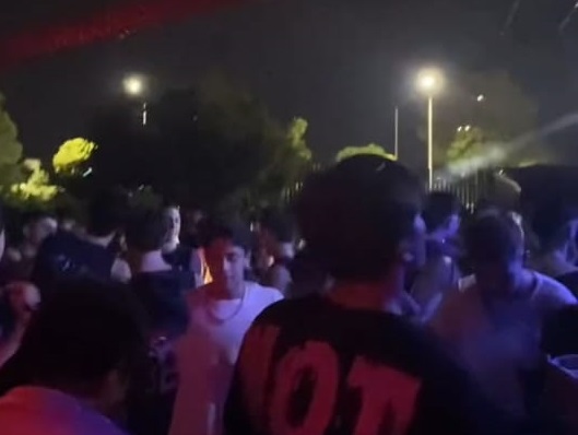 a28a25d1-1efb-4f65-8d88-ba88525f7a55