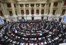 El oficialismo obtuvo dictamen para el Presupuesto 2026, que prevé la eliminación del financiamiento al Garrahan, universidades y discapacidad