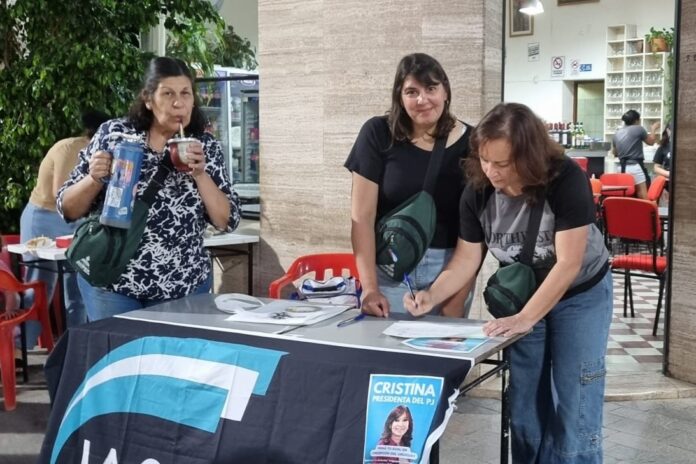 f83daeb6-1124-4f1b-82bb-5683fe257557