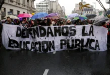 Gremios docentes universitarios irán al paro de 72 horas la próxima semana