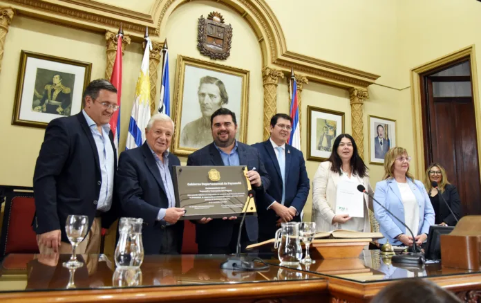 La Histórica y Paysandú (1)