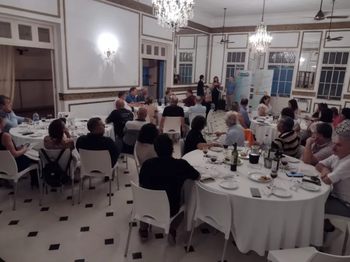 f124e9d9-885f-4864-9b60-1c6adbf767c5