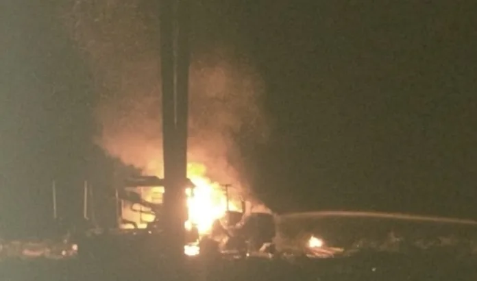 16a59b04-8350-4e69-bbb4-695c6c406183