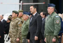 Luis Petri oficializó su renuncia al Ministerio de Defensa a través de una carta dirigida a Milei