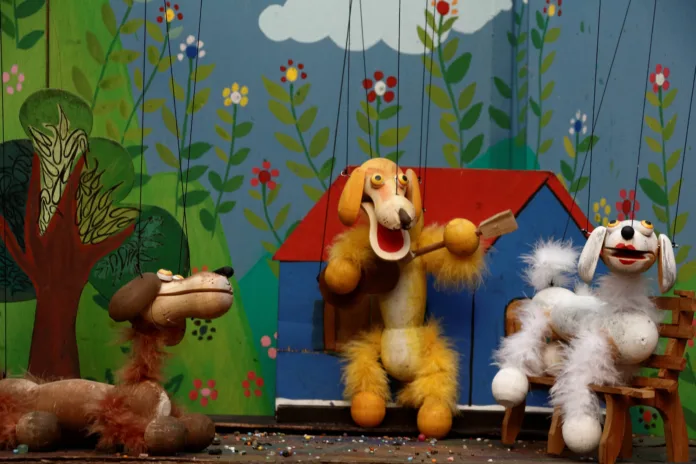 multimedia.grande.8b46632ccb758431.VGVhdHJvIHRpdGVyZXMgRXJhc2UgdW5hIHZleiAtIENfZ3JhbmRlLndlYnA=