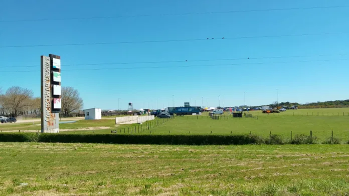 16d64ca4-5ac2-4964-a2c1-52c75bea32b2